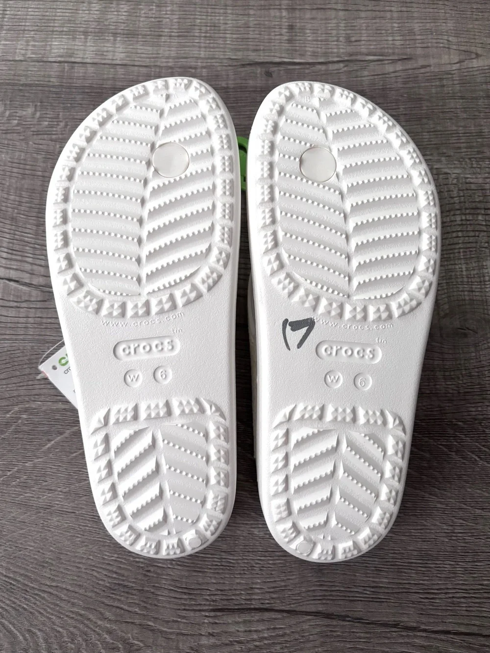 Crocs White Glitter Platform Flip Flop Sandals NWT